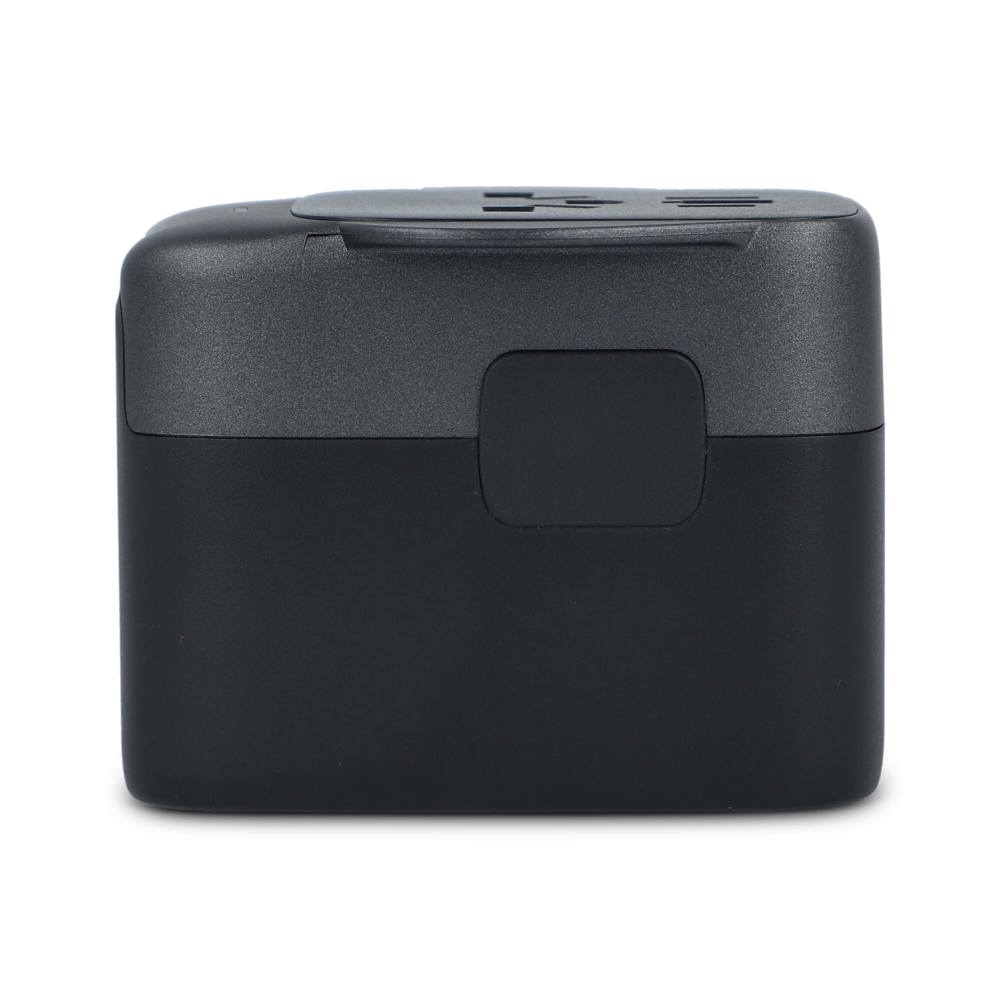4030 | Adaptateur de voyage PowerPro en plastique recyclé