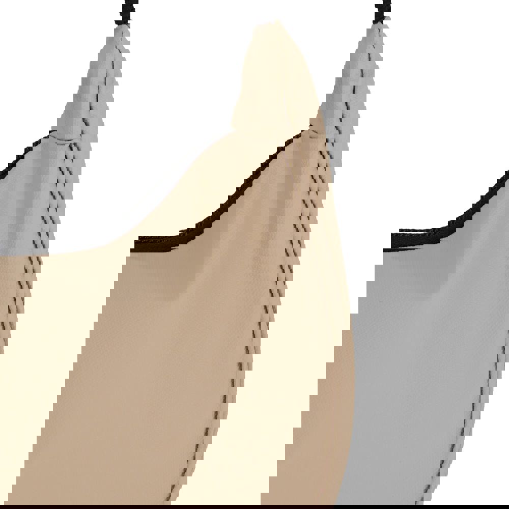 PU-gecoat R-PET 600D halve maan sling tas