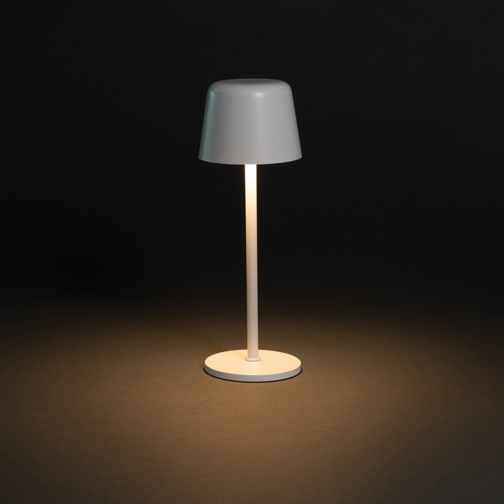 Lampe de table rechargeable par USB en plastique RCS Zenic
