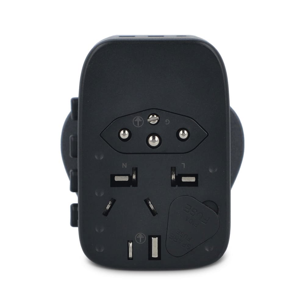 4030 | Adaptateur de voyage PowerPro en plastique recyclé