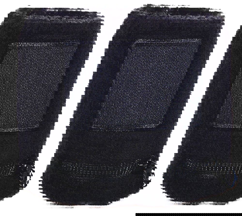 Bracelet avec étiquette et pochette zippée