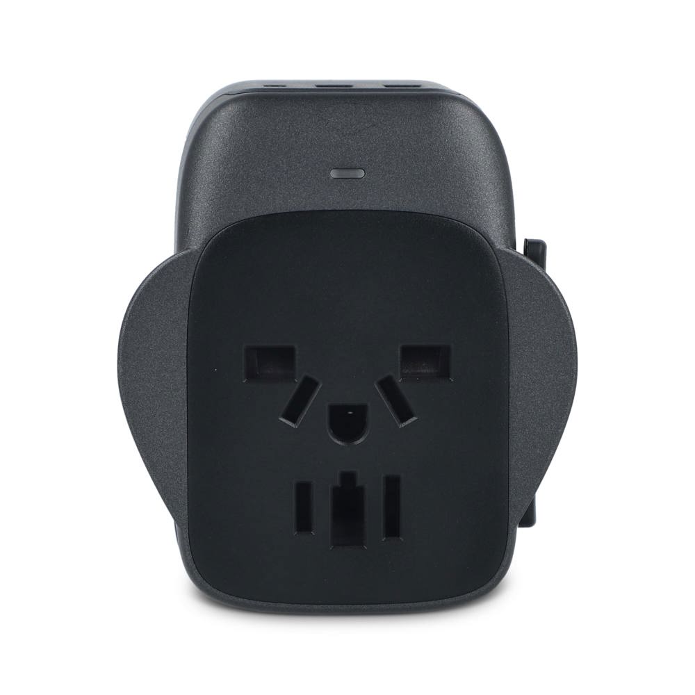 4030 | Adaptateur de voyage PowerPro en plastique recyclé