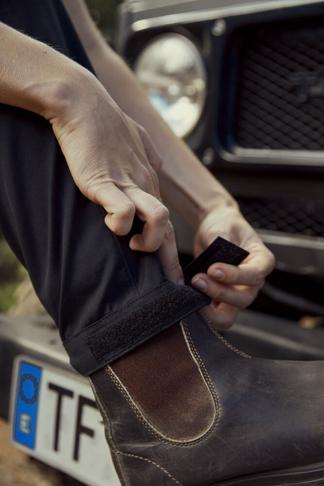 Clique - Kenai Mistgroen S