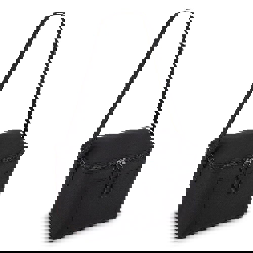 600D gerecycled PET koeltas voor 6 blikjes 25 x 14.5 x 15.5 cm 5 L - zwart